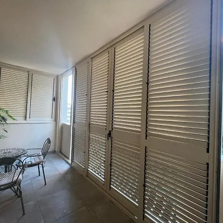 Anna Apartment *