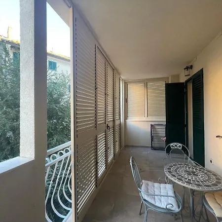 Anna Apartment